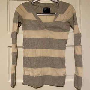 American Eagle grey and white striped long sleeve